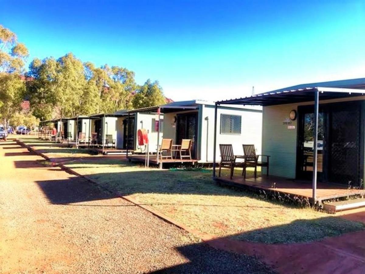 Tom Price Tourist Park Hotel Exterior foto